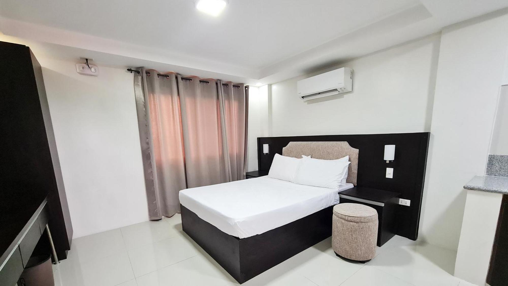 Staycation Hotel San Jose  Exterior foto