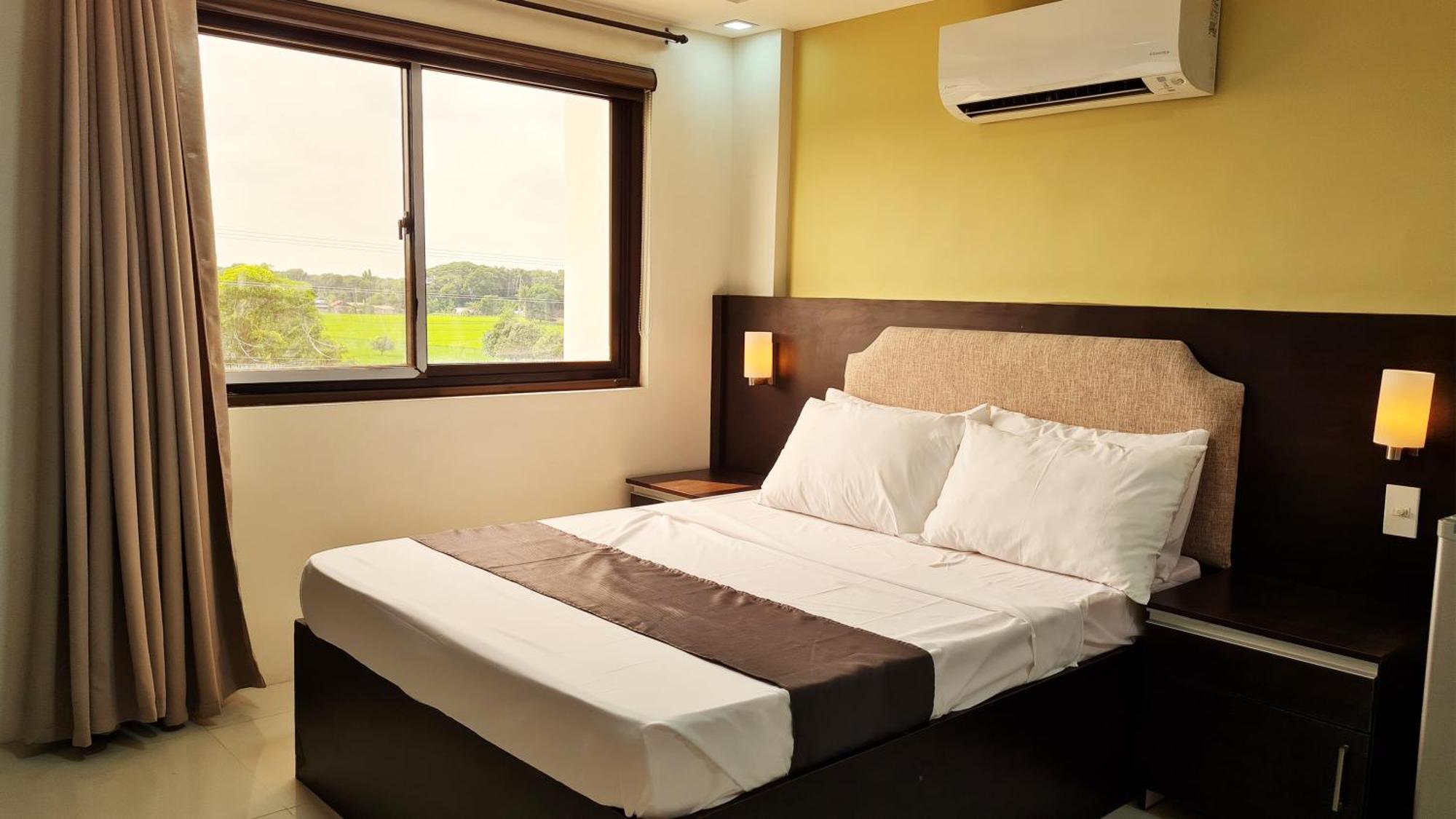 Staycation Hotel San Jose  Exterior foto